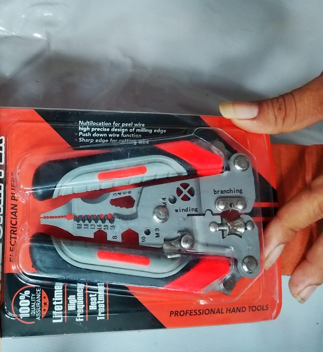 🔧 Folding Wire Strippers – Multi-Functional Electrical Tool (Pack of1)